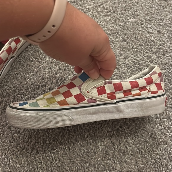 Vans - Picture 7 of 11